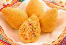 coxinha caseira de frango