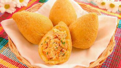 coxinha caseira de frango