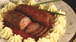 Como Fazer Bife à Rolê com Purê