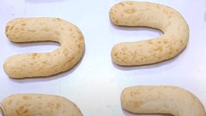 O que é chipa: origem e sabor do pão paraguaio