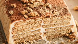 Bolo de Bolachas Lotus Biscoff: Um Delicioso Prazer