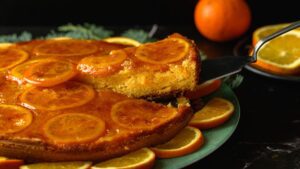 Receita de bolo de laranja com calda de açúcar