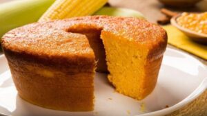 Como fazer bolo de milho com coco ralado