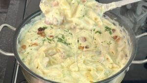 Esse Jeito de Fazer Macarrão Cremoso Vai Conquistar Você e Toda Sua Família