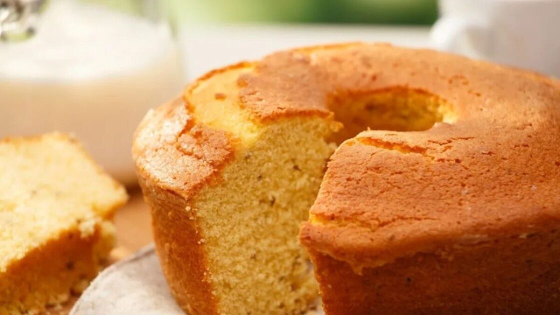 Receita de bolo de fubá cremoso simples