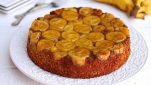 Receita Fácil de Bolo de Banana Simples e Rápido